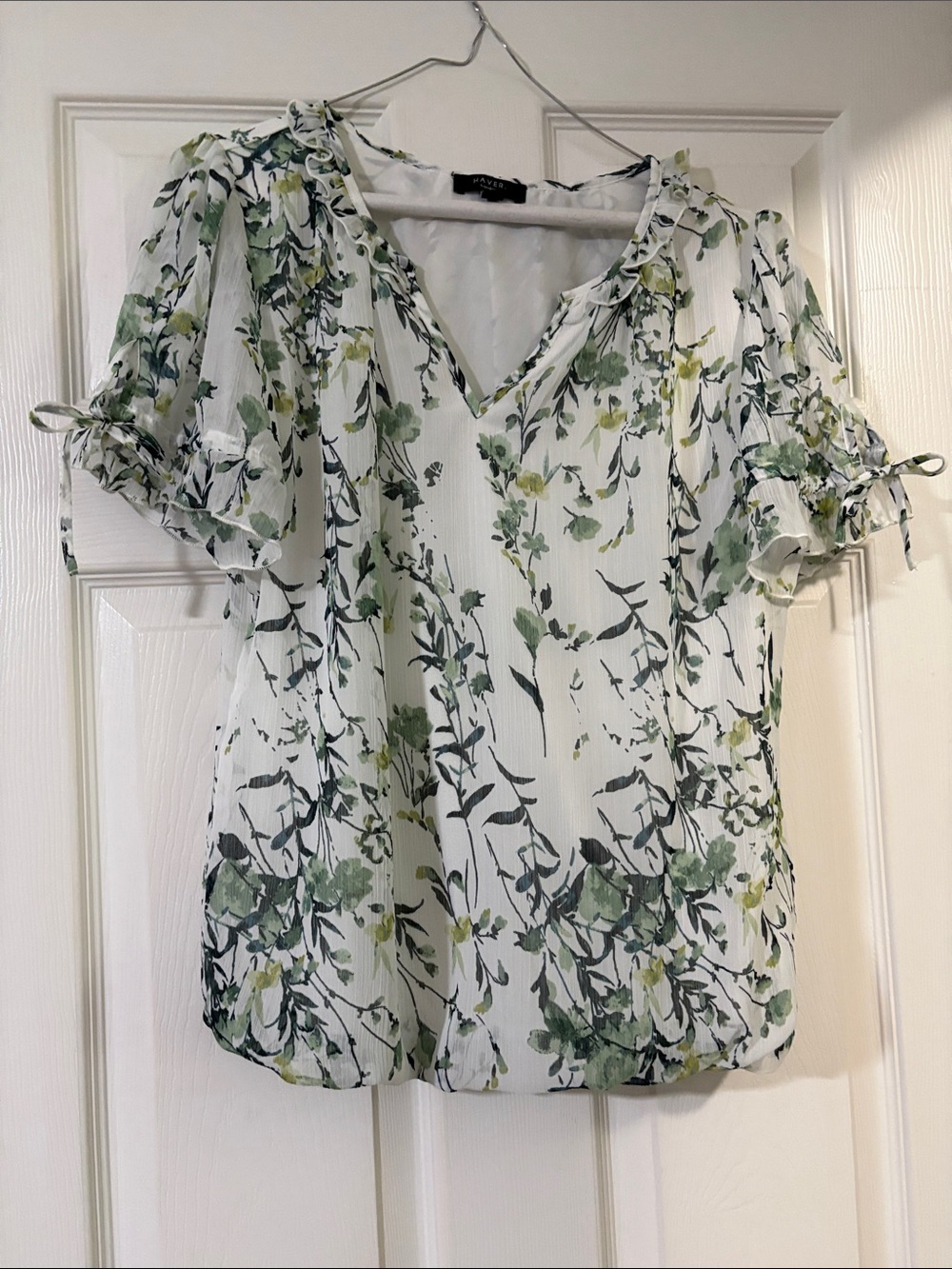 V-Neck Floral Ruffle Sleeve Blouse - Small petite White with Green Print